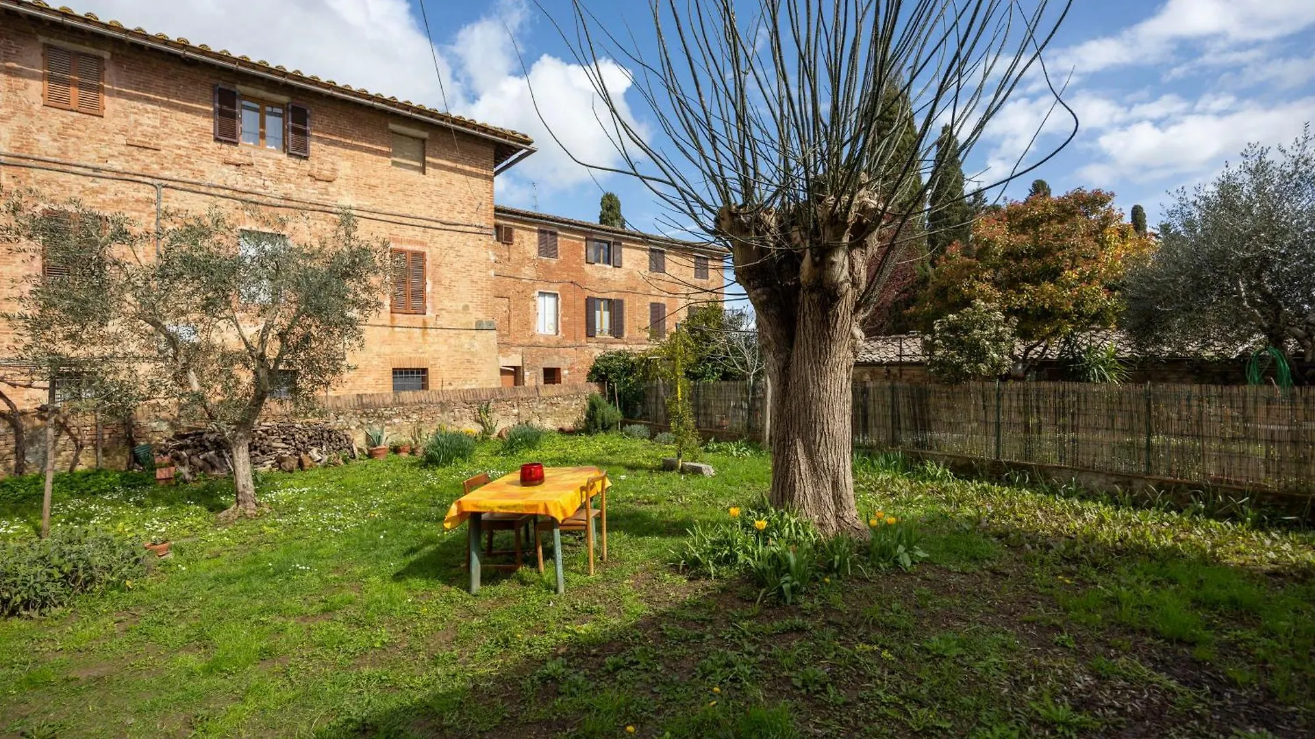 Tipica Casa Nelle Crete Senesi Apartment Monteroni d'Arbia Italy