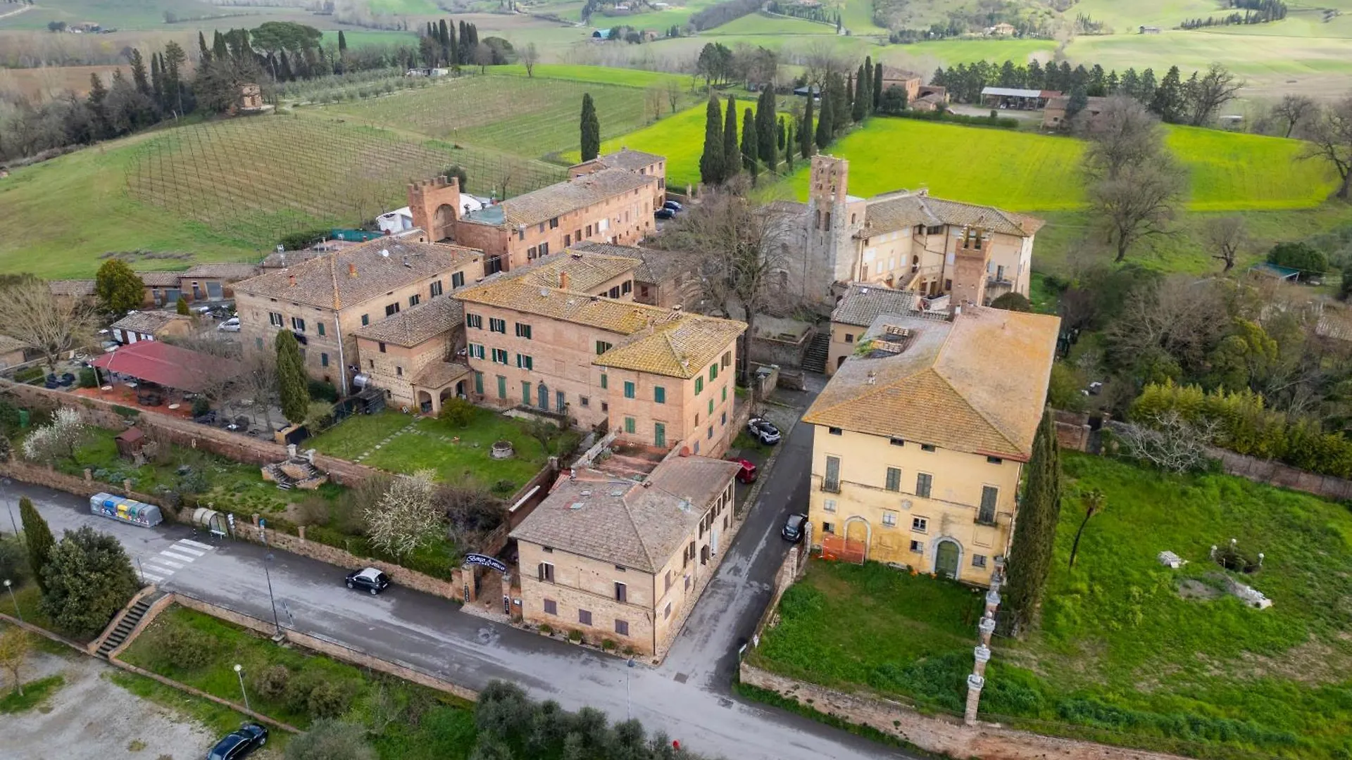 Tipica Casa Nelle Crete Senesi Apartment Monteroni d'Arbia Italy